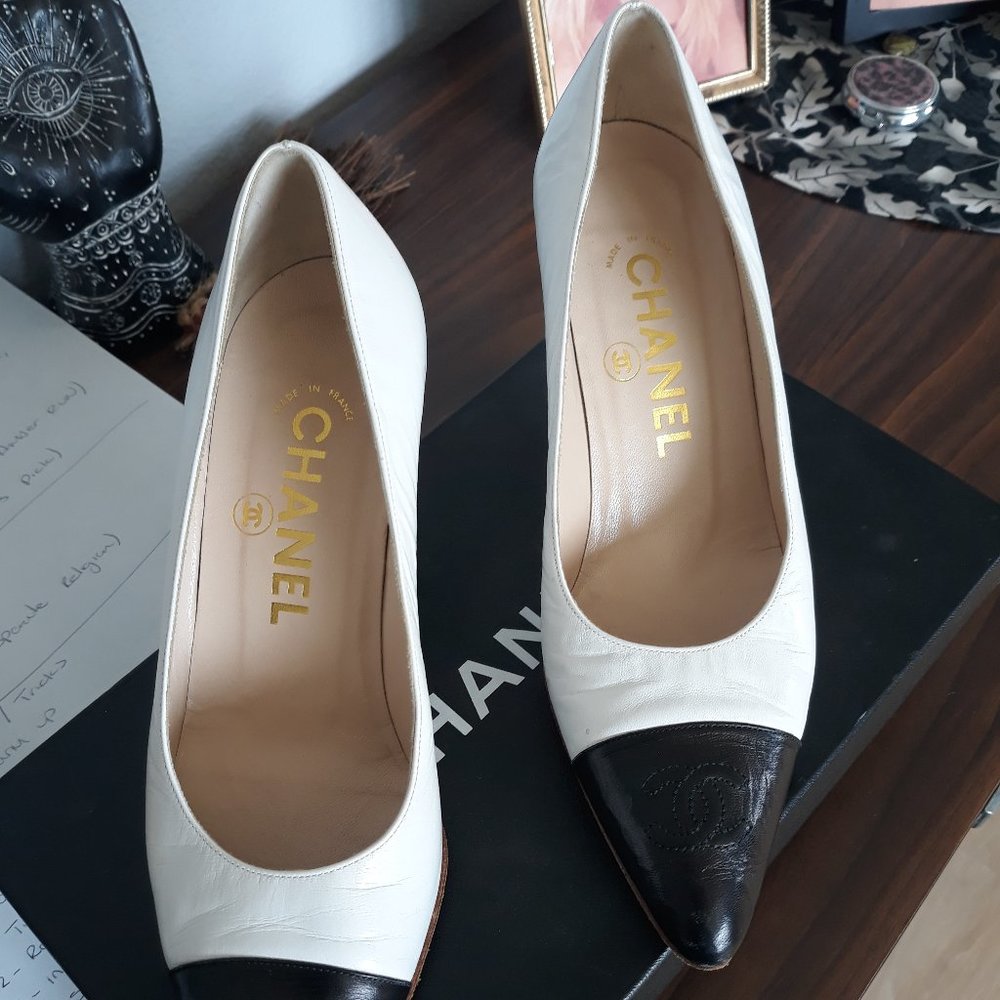 Chanel white with black heels size 36